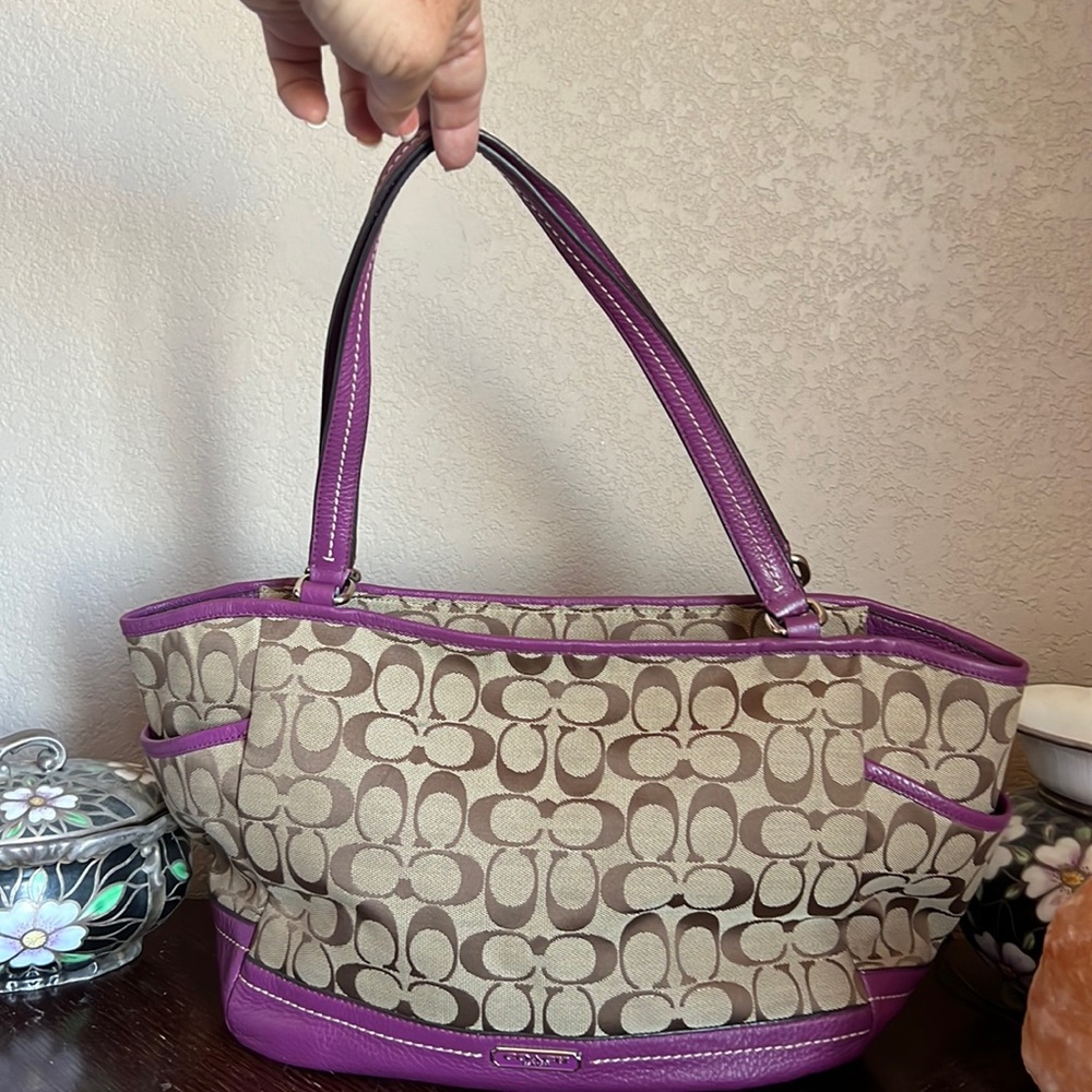 Coach handbag